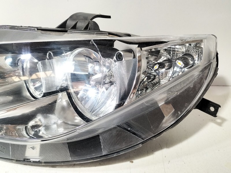 Recambio de faro izquierdo para seat ibiza iv sc (6j1, 6p5) 1.4 referencia OEM IAM 89319109  