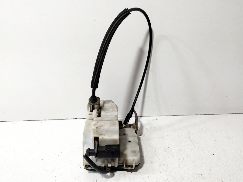 Recambio de cerradura puerta delantera izquierda para seat ibiza ii (6k1) 1.9 sdi referencia OEM IAM 6K4837015D  