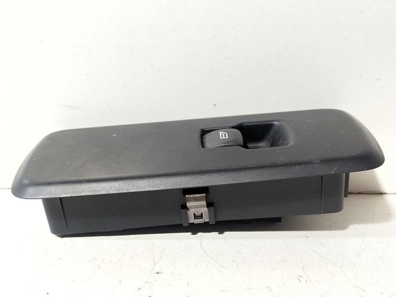 Recambio de mando elevalunas trasero izquierdo para land rover discovery iv (l319) 3.0 sdv6 4x4 referencia OEM IAM AH22240A40CBW