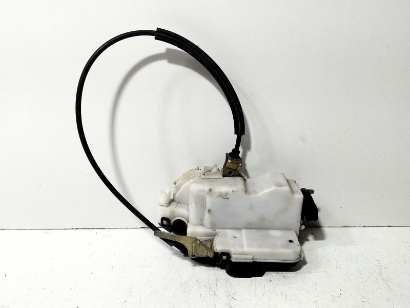 Recambio de cerradura puerta delantera derecha para seat ibiza ii (6k1) 1.9 sdi referencia OEM IAM 6K4837016D  