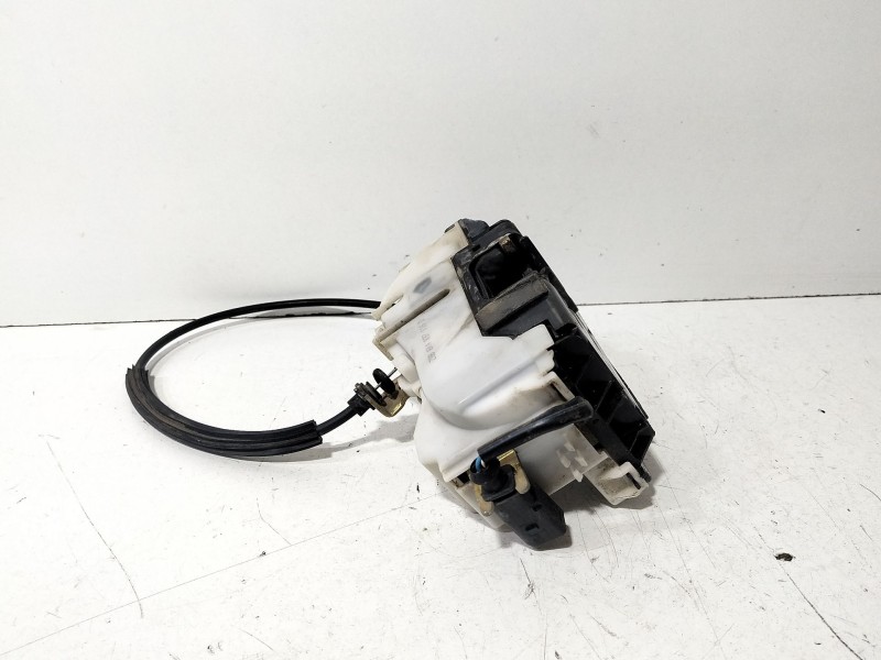 Recambio de cerradura puerta delantera derecha para seat ibiza ii (6k1) 1.9 sdi referencia OEM IAM 6K4837016D  