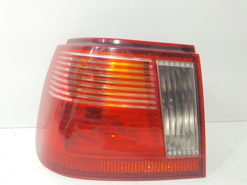 Recambio de piloto trasero izquierdo para seat ibiza ii (6k1) 1.9 sdi referencia OEM IAM 6K6945111G  
