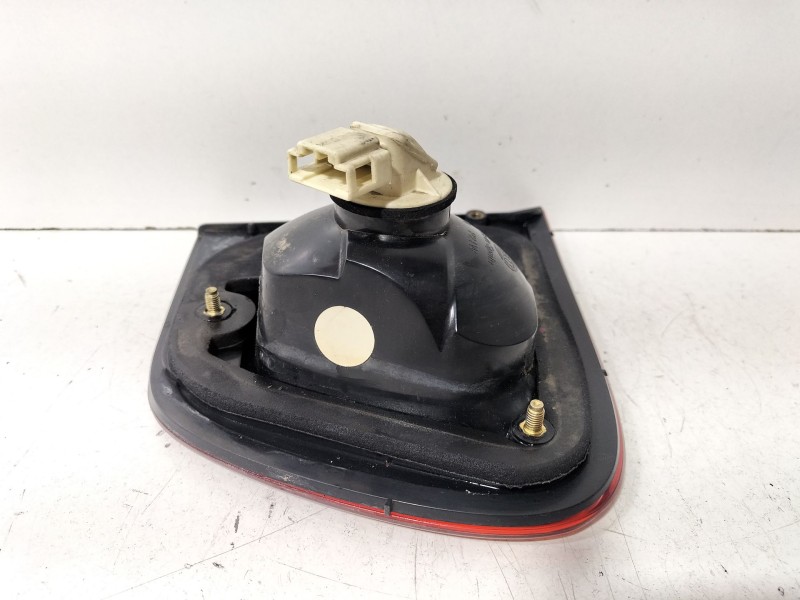 Recambio de piloto trasero derecho interior para seat ibiza ii (6k1) 1.9 sdi referencia OEM IAM 6K6945108C  