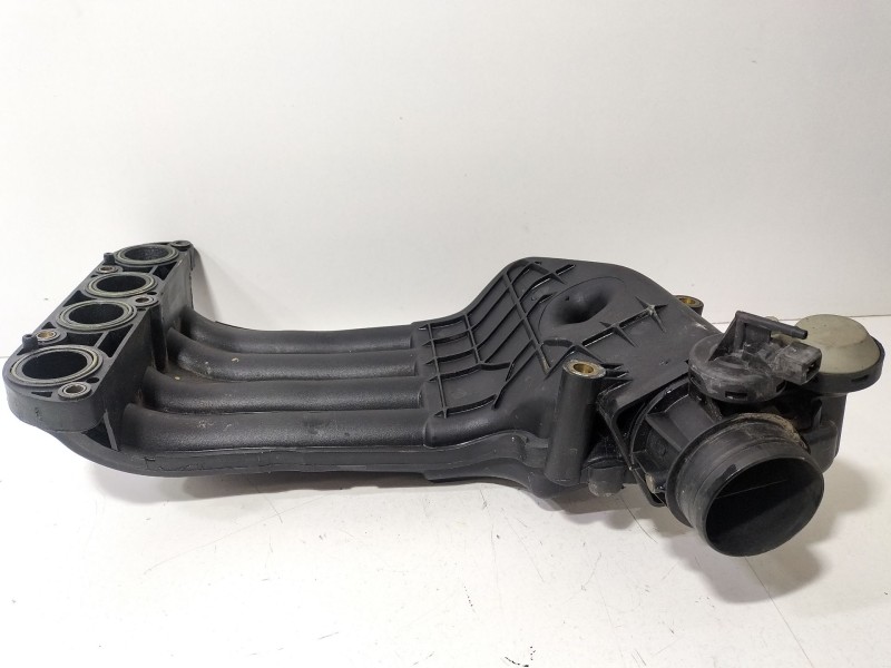 Recambio de colector admision para seat ibiza ii (6k1) 1.9 sdi referencia OEM IAM 038129713H  
