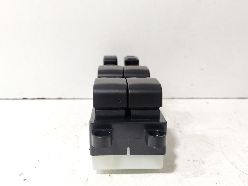 Recambio de mando elevalunas delantero izquierdo para nissan navara np300 (d40) 3.0 dci 4wd referencia OEM IAM BOT-1492-P14  