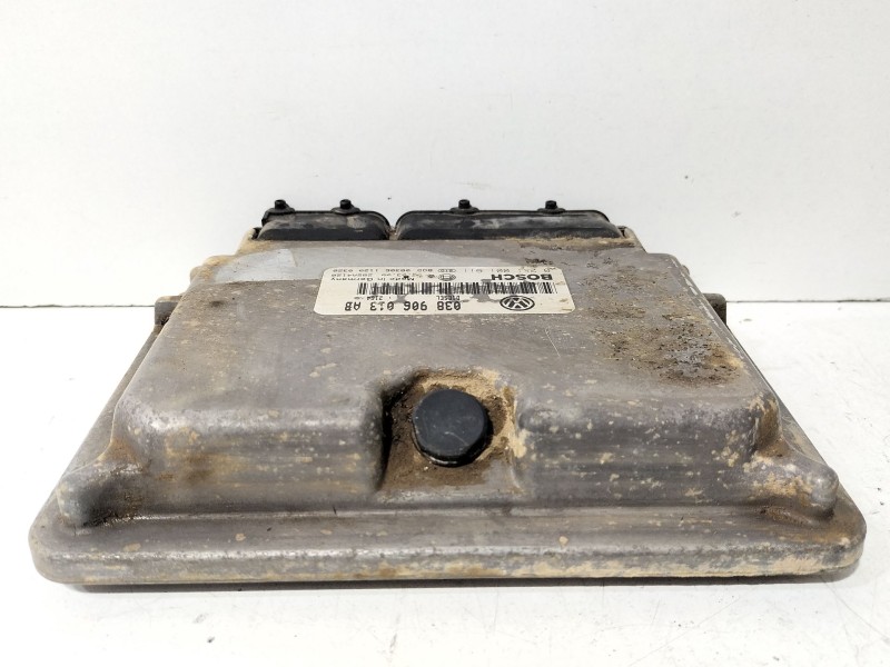 Recambio de centralita motor uce para seat ibiza ii (6k1) 1.9 sdi referencia OEM IAM 038906013AB  