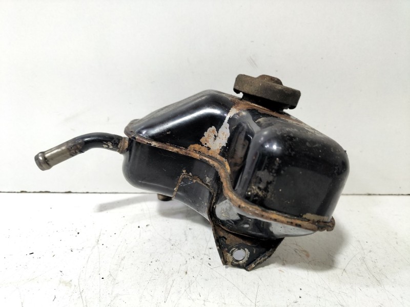Recambio de deposito servo para mitsubishi montero (l040) 2300 td (2-ptas.) referencia OEM IAM Mitsubishi Montero L040  