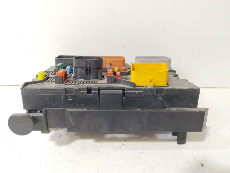 Recambio de caja reles / fusibles para citroën c3 i (fc_, fn_) 1.1 i referencia OEM IAM 9664055480  