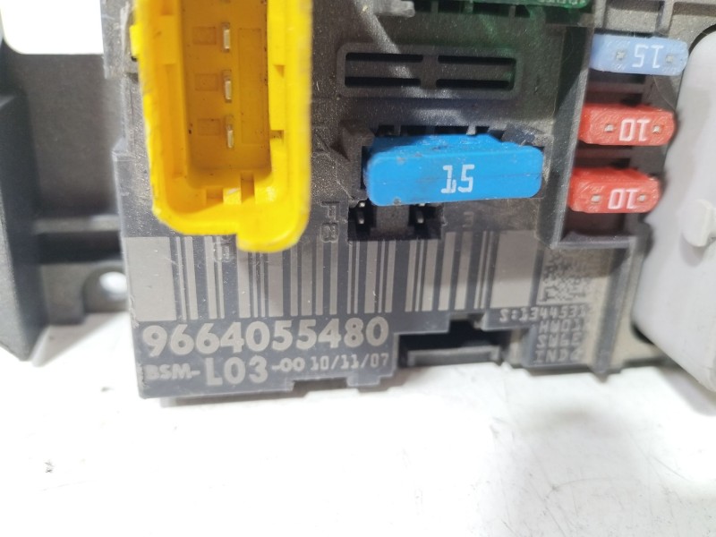 Recambio de caja reles / fusibles para citroën c3 i (fc_, fn_) 1.1 i referencia OEM IAM 9664055480  