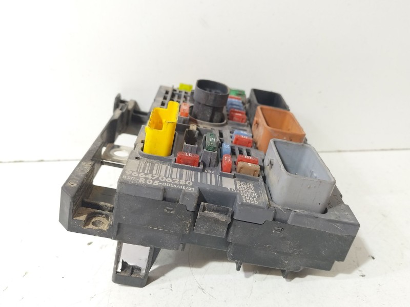 Recambio de caja reles / fusibles para citroën berlingo multispace (b9) 1.6 hdi 110 referencia OEM IAM 9664706280  