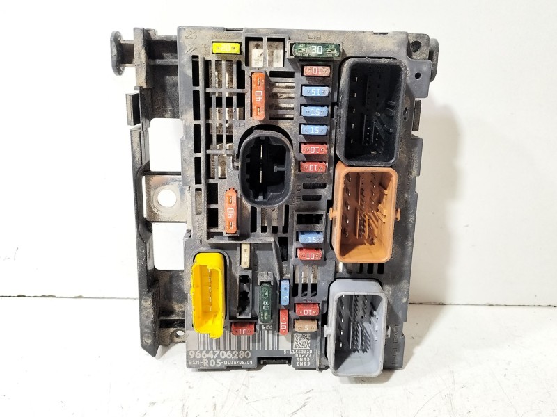 Recambio de caja reles / fusibles para citroën berlingo multispace (b9) 1.6 hdi 110 referencia OEM IAM 9664706280  