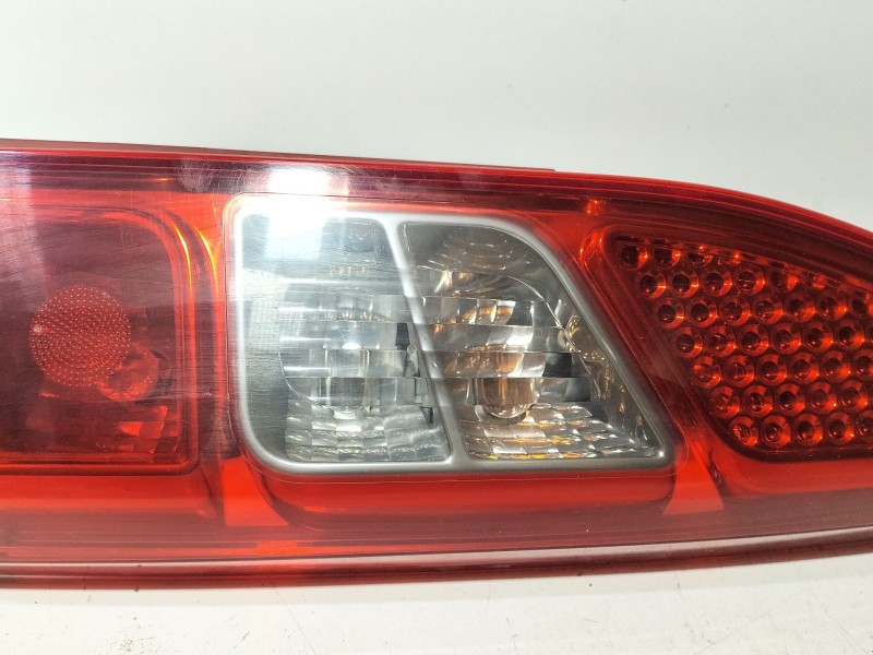 Recambio de piloto trasero derecho para citroën berlingo multispace (b9) 1.6 hdi 110 referencia OEM IAM 9680545180  
