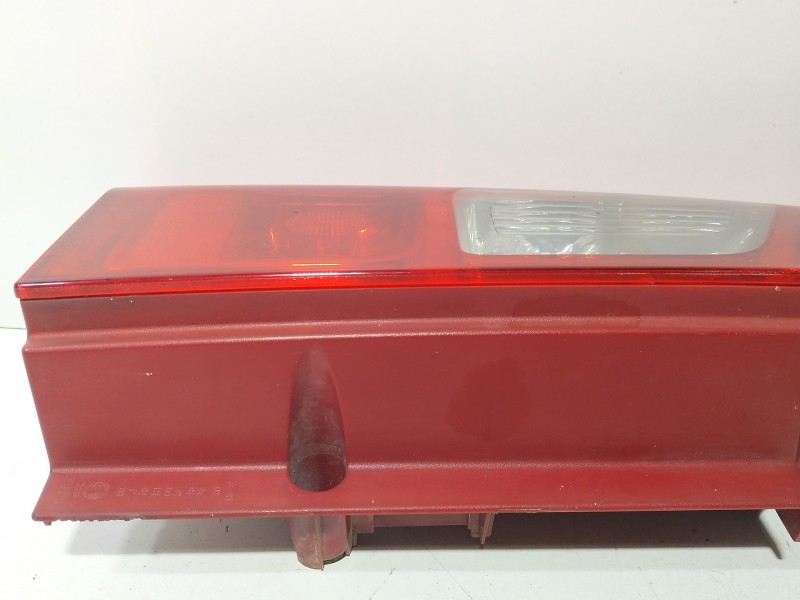 Recambio de piloto trasero izquierdo para citroën berlingo multispace (b9) 1.6 hdi 110 referencia OEM IAM 9680585280  
