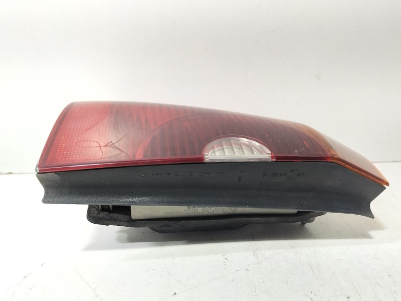 Recambio de piloto trasero izquierdo para bmw x3 (e83) 3.0 d referencia OEM IAM 63216990167  