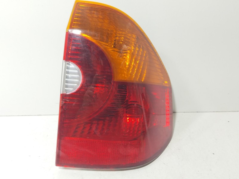 Recambio de piloto trasero derecho para bmw x3 (e83) 3.0 d referencia OEM IAM 63216990168  