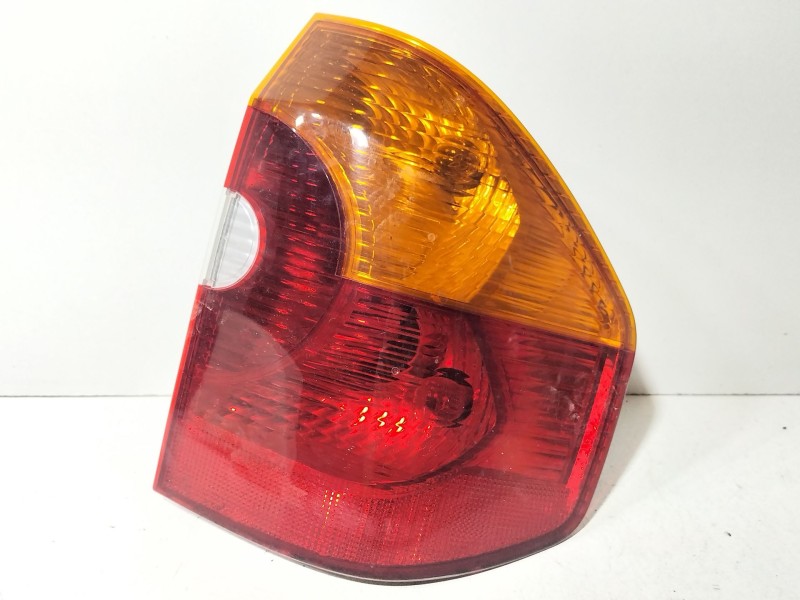 Recambio de piloto trasero derecho para bmw x3 (e83) 3.0 d referencia OEM IAM 63216990168  