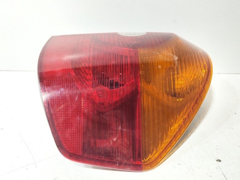 Recambio de piloto trasero derecho para bmw x3 (e83) 3.0 d referencia OEM IAM 63216990168  