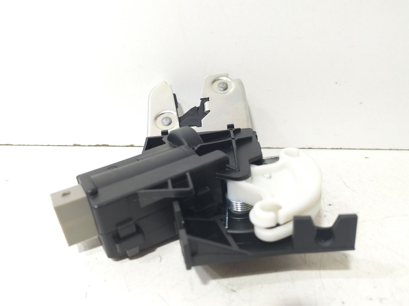 Recambio de cerradura maletero / porton para audi a4 b8 avant (8k5) 2.0 tdi referencia OEM IAM 4F5827505D  