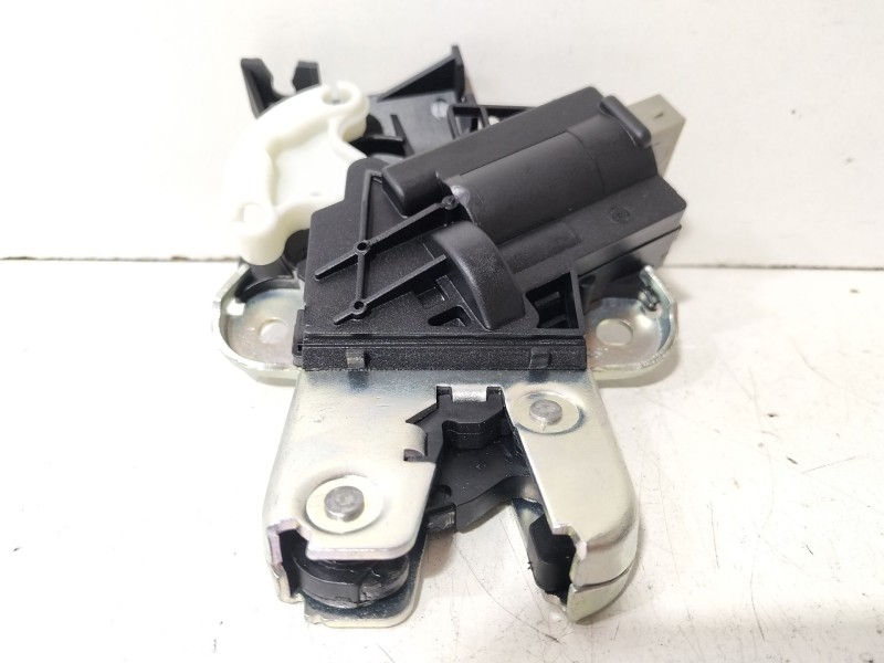 Recambio de cerradura maletero / porton para audi a4 b8 avant (8k5) 2.0 tdi referencia OEM IAM 4F5827505D  