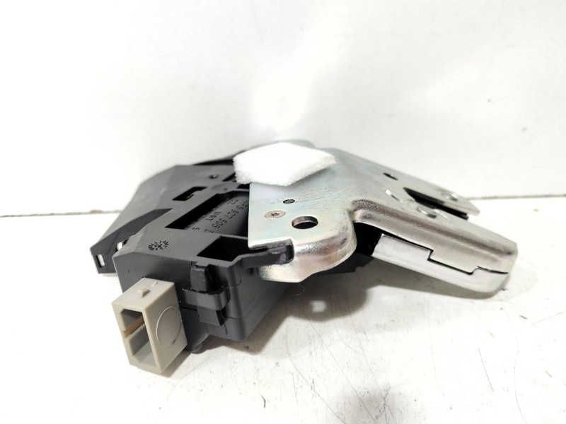 Recambio de cerradura maletero / porton para audi a4 b8 avant (8k5) 2.0 tdi referencia OEM IAM 4F5827505D  