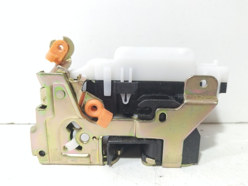 Recambio de cerradura puerta delantera izquierda para renault kangoo (f/kc0) 1.5 dci diesel referencia OEM IAM 8200727508  