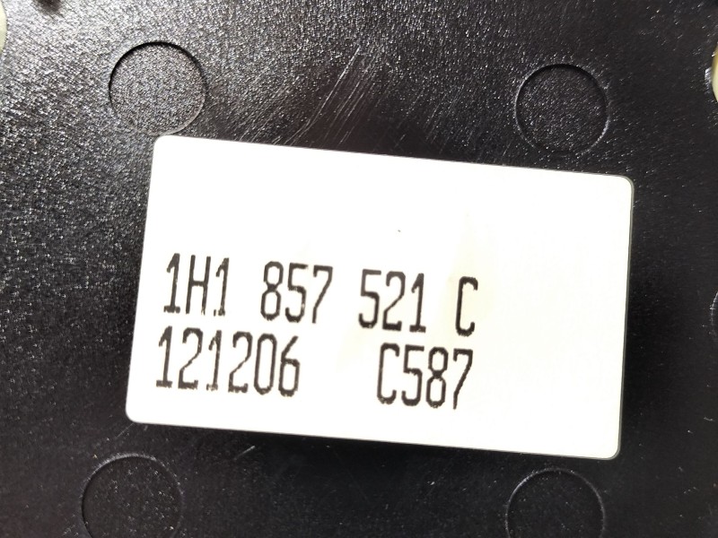Recambio de cristal retrovisor izquierdo para volkswagen golf iii (1h1) 2.0 gti 16v referencia OEM IAM 1H1857521C  