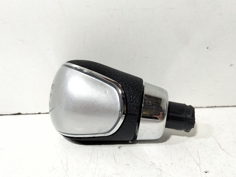 Recambio de pomo palanca cambio para ford kuga i 2.0 tdci referencia OEM IAM Ford Kuga  