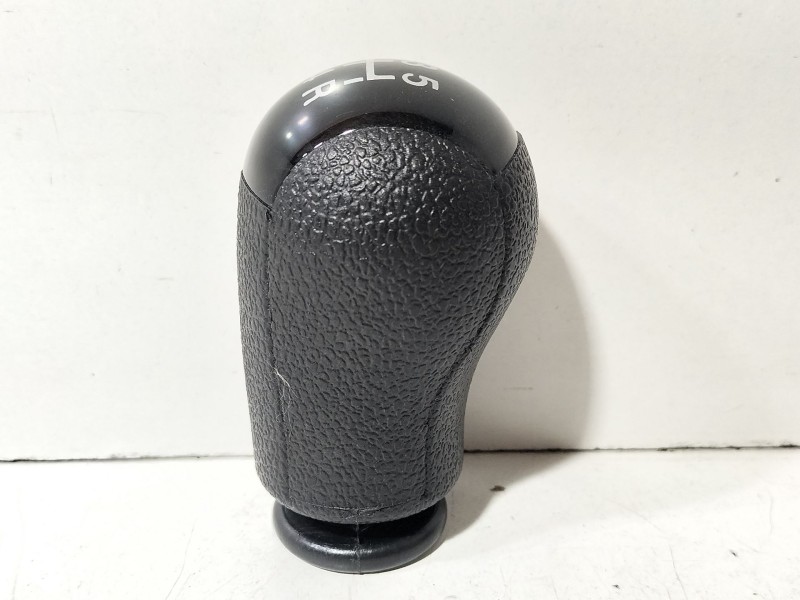 Recambio de pomo palanca cambio para ford fiesta vi (cb1, ccn) 1.6 tdci referencia OEM IAM FX-184  