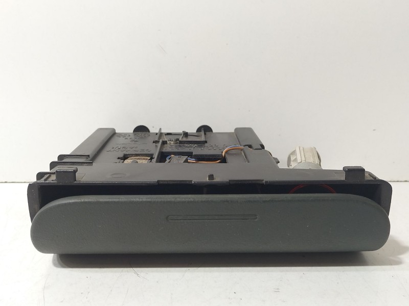 Recambio de cenicero para audi tt (8n3/8n9) 1.8 20v turbo referencia OEM IAM 8N0857951  