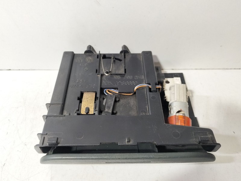 Recambio de cenicero para audi tt (8n3/8n9) 1.8 20v turbo referencia OEM IAM 8N0857951  