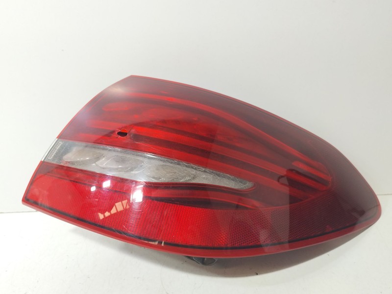 Recambio de piloto trasero derecho para mercedes-benz clase c (w205) c 200 (205.042) referencia OEM IAM A2059064105  