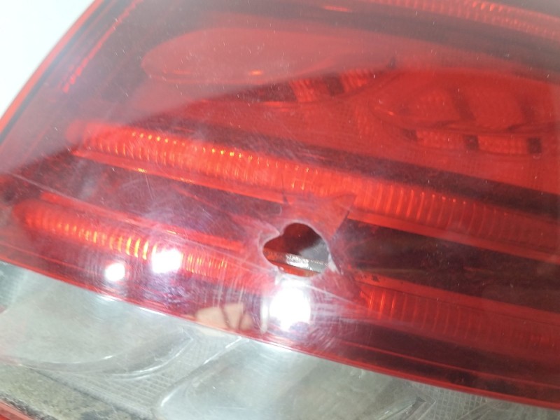 Recambio de piloto trasero derecho para mercedes-benz clase c (w205) c 200 (205.042) referencia OEM IAM A2059064105  
