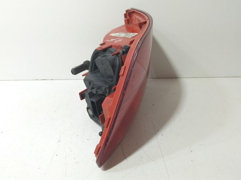 Recambio de piloto trasero derecho para audi a6 c6 (4f2) 3.0 tdi quattro referencia OEM IAM 4F9945096B  