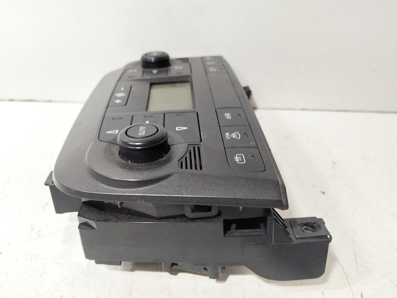 Recambio de mando climatizador para fiat grande punto (199) 1.3 multijet sport (01.2007) referencia OEM IAM 735447949  