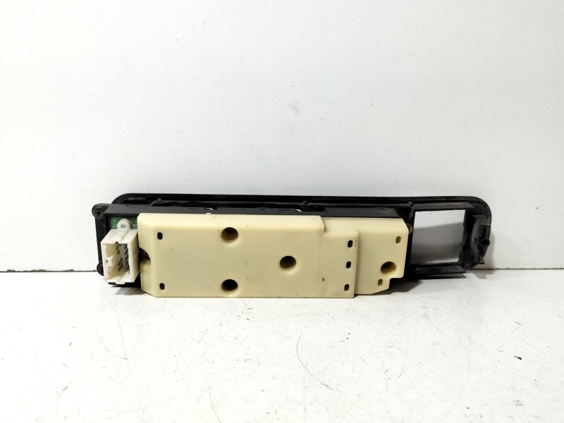 Recambio de mando elevalunas delantero izquierdo para suzuki grand vitara 3 puertas sq (gt) 2.0 16v cat referencia OEM IAM Suzuk