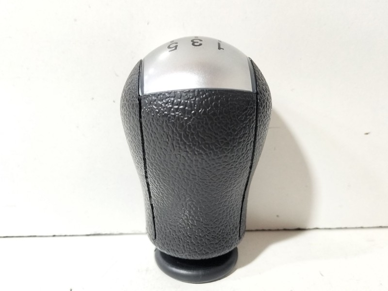 Recambio de pomo palanca cambio para ford fiesta vi (cb1, ccn) 1.6 tdci referencia OEM IAM FX-185  