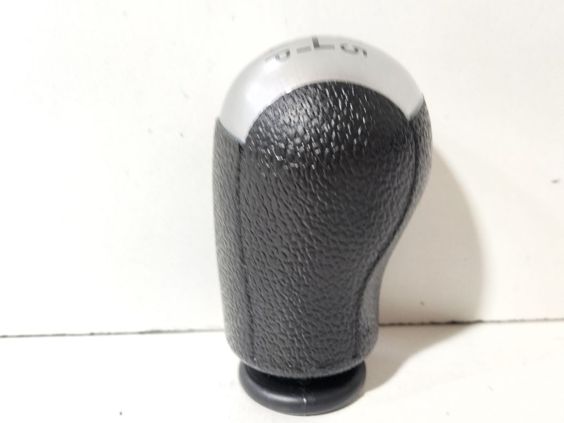 Recambio de pomo palanca cambio para ford fiesta vi (cb1, ccn) 1.6 tdci referencia OEM IAM FX-185  