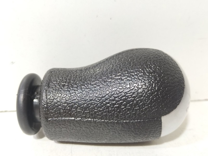 Recambio de pomo palanca cambio para ford fiesta vi (cb1, ccn) 1.6 tdci referencia OEM IAM FX-185  