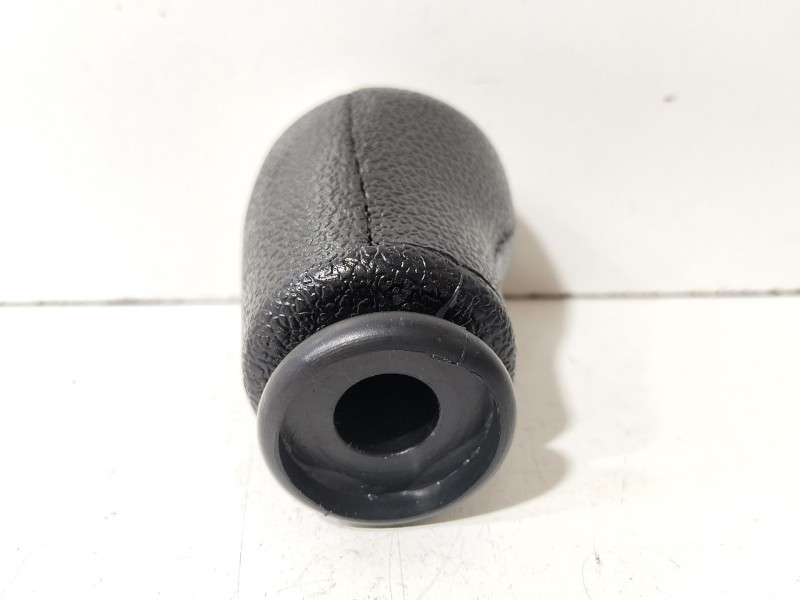 Recambio de pomo palanca cambio para ford fiesta vi (cb1, ccn) 1.6 tdci referencia OEM IAM FX-185  