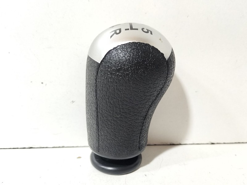 Recambio de pomo palanca cambio para ford focus berlina (cap) ambiente (d) referencia OEM IAM Ford Focus  
