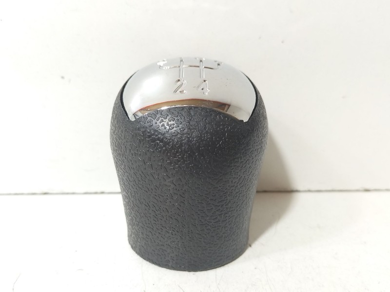 Recambio de pomo palanca cambio para renault clio ii (bb_, cb_) 1.5 dci (b/cb07) referencia OEM IAM Renault Clio II  
