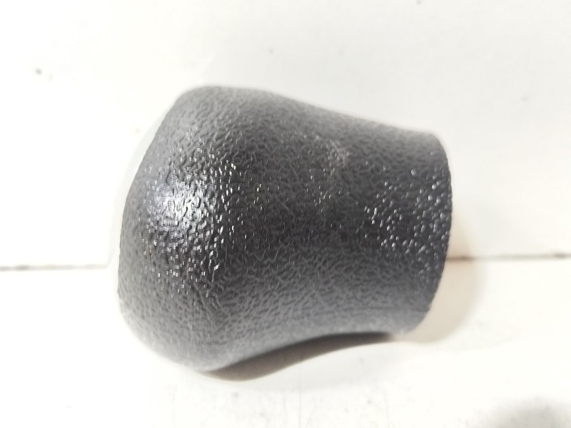 Recambio de pomo palanca cambio para renault clio ii (bb_, cb_) 1.5 dci (b/cb07) referencia OEM IAM Renault Clio II  