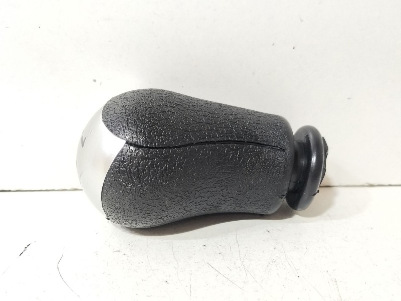 Recambio de pomo palanca cambio para ford c-max (cb3) 1.8 tdci turbodiesel cat referencia OEM IAM Ford C-max  