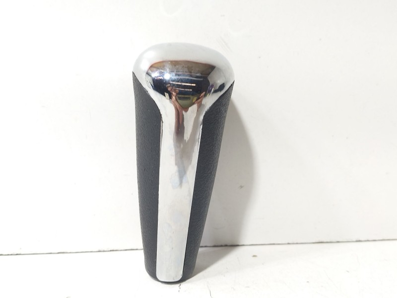 Recambio de pomo palanca cambio para peugeot 308 1.6 16v hdi referencia OEM IAM Peugeot 308  