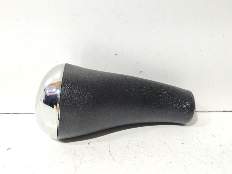 Recambio de pomo palanca cambio para peugeot 308 1.6 16v hdi referencia OEM IAM Peugeot 308  