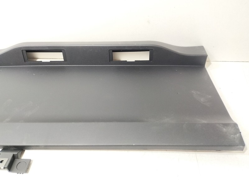 Recambio de moldura para iveco daily v furgoneta 29s11, 29l11, 35c11, 35s11, 40c11 referencia OEM IAM Iveco Daily 2014  