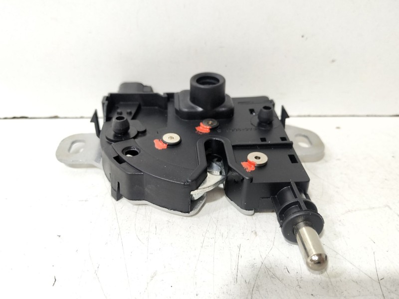 Recambio de cerradura maletero / porton para ford focus ii (da_, hcp, dp) 2.0 tdci referencia OEM IAM 3M5116700AC  