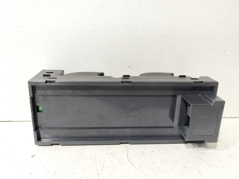 Recambio de mando elevalunas delantero izquierdo para audi a6 berlina (4b2) 2.8 referencia OEM IAM 4B0959851B  