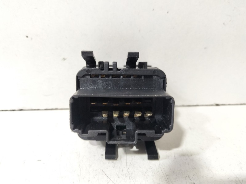 Recambio de mando elevalunas delantero izquierdo para renault trafic caja cerrada (ab 4.01) doble cabina l1h1 2,7t referencia OE