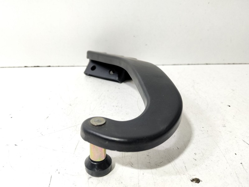 Recambio de soporte / guia puerta corredera para mercedes-benz vito (w638) caja cerrada 110 cdi  (638.094) referencia OEM IAM 63
